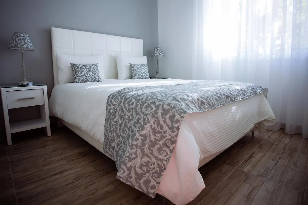 אגיה טריאדה Villa Kiza Apartments