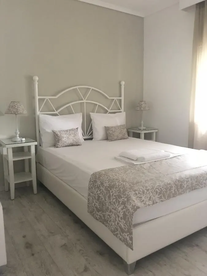 אגיה טריאדה Villa Kiza Apartments  אגיה טריאדה